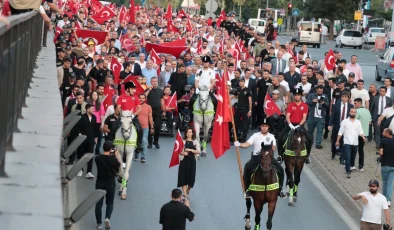 Kayseri’de ’15 Temmuz Milletin Zaferi Yürüyüşü’ ve anma etkinlikleri yapıldı