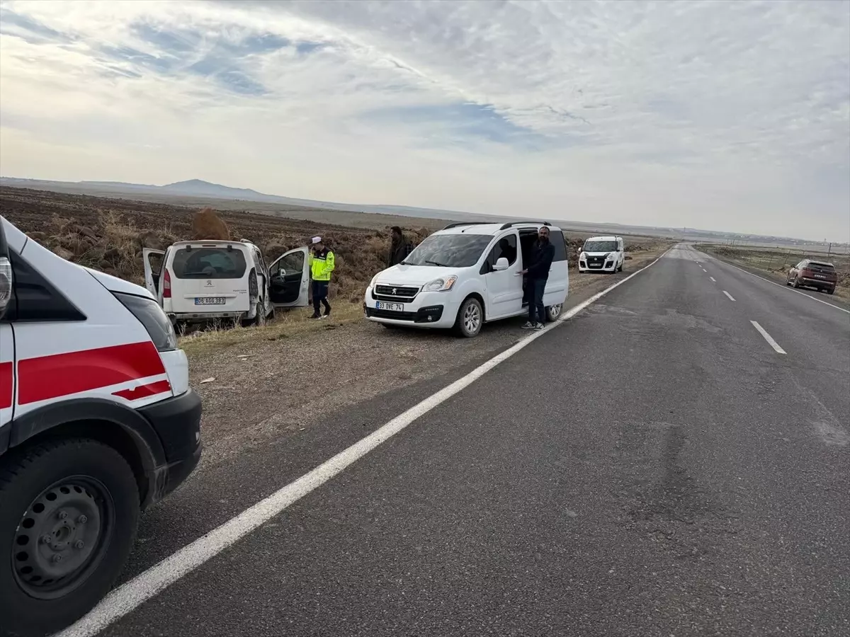 İdil’de Trafik Kazası: 3 Yaralı